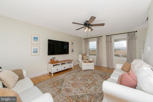 172 FEATHERBED LN, Pilesgrove, NJ 08098