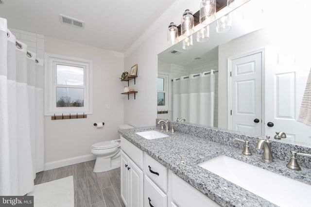 172 FEATHERBED LN, Pilesgrove, NJ 08098