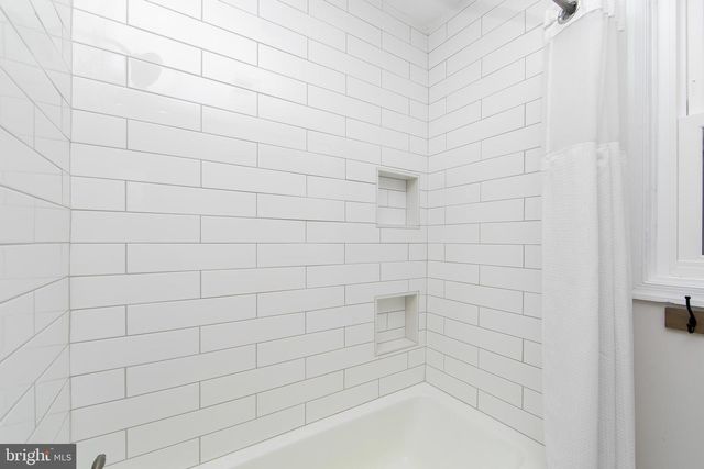 172 FEATHERBED LN, Pilesgrove, NJ 08098