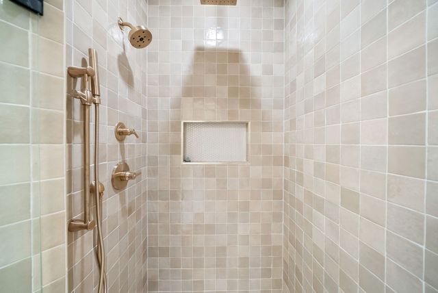 2030 Daniel Johnson Way, Clarksville, TN 37043