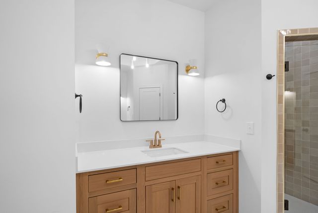 2030 Daniel Johnson Way, Clarksville, TN 37043