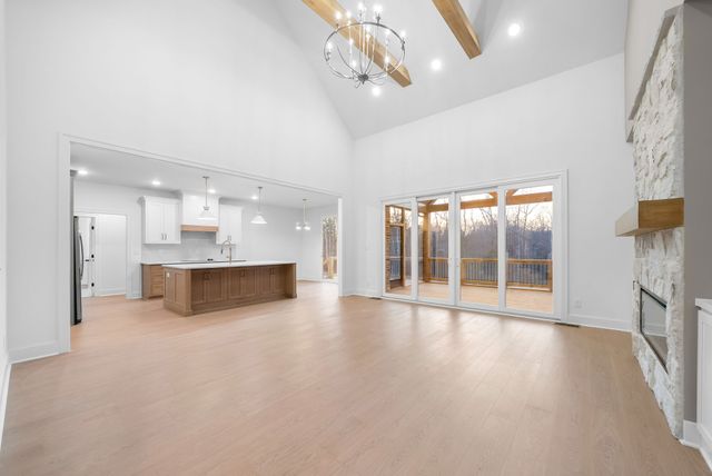 2030 Daniel Johnson Way, Clarksville, TN 37043