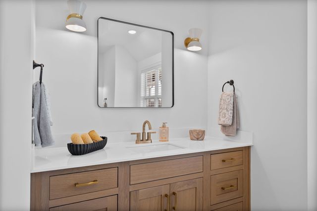 2030 Daniel Johnson Way, Clarksville, TN 37043