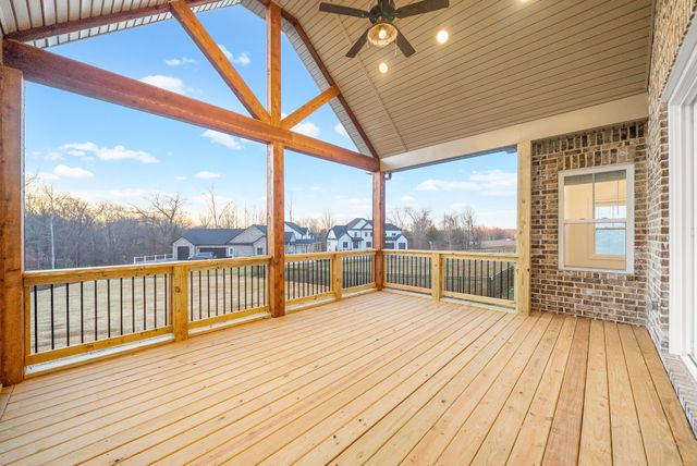 2030 Daniel Johnson Way, Clarksville, TN 37043