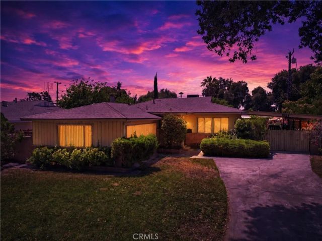 1569 W 16th Street, San Bernardino, CA 92411