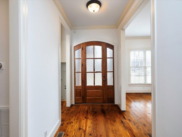 5906 Old Harding Pike, Nashville, TN 37205