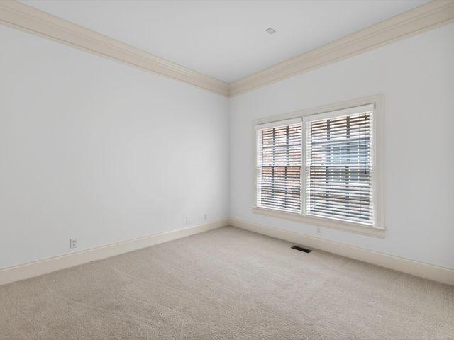 5906 Old Harding Pike, Nashville, TN 37205