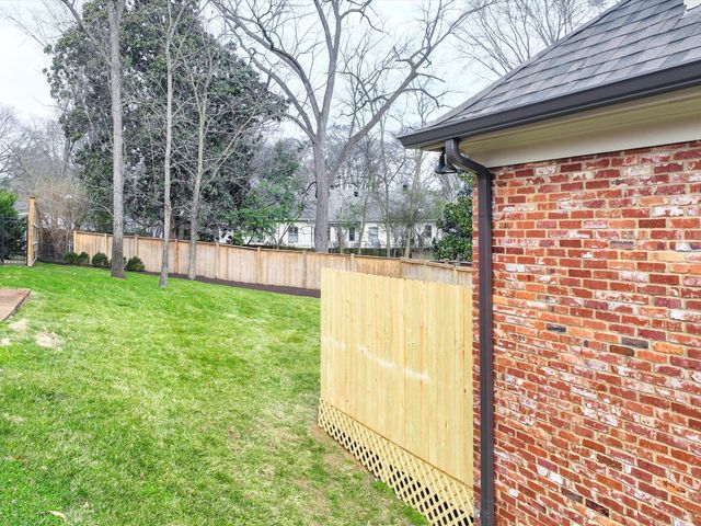 5906 Old Harding Pike, Nashville, TN 37205