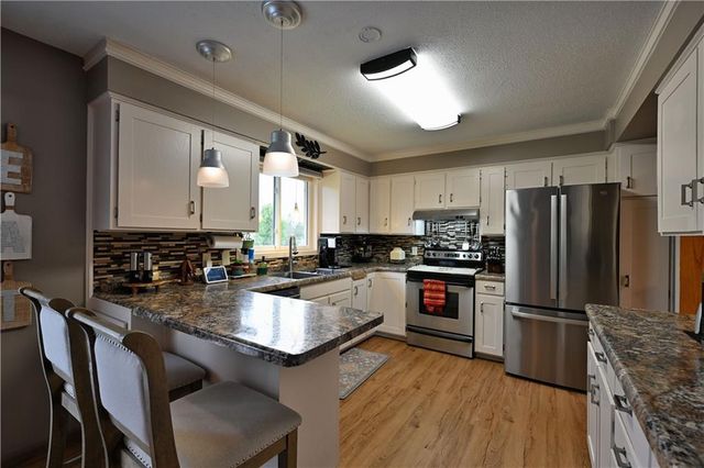 28 Pokegema Boulevard, Rice Lake, WI 54868