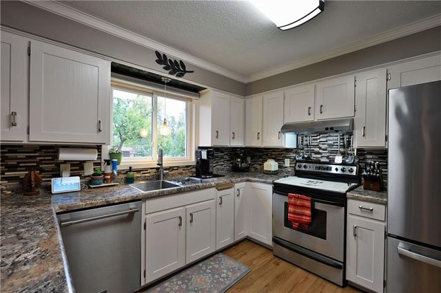 28 Pokegema Boulevard, Rice Lake, WI 54868