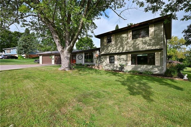 28 Pokegema Boulevard, Rice Lake, WI 54868