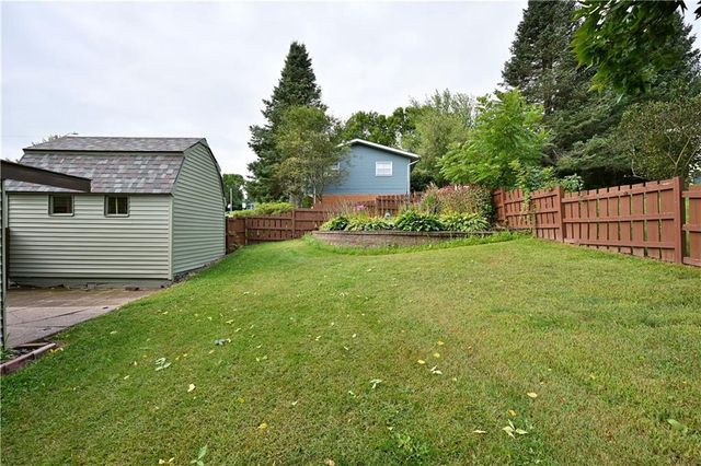 28 Pokegema Boulevard, Rice Lake, WI 54868