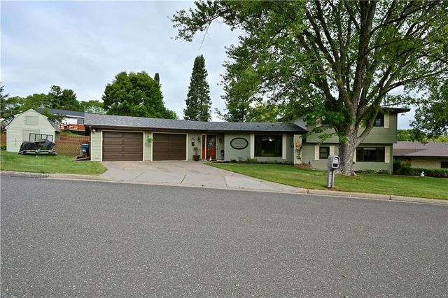 28 Pokegema Boulevard, Rice Lake, WI 54868