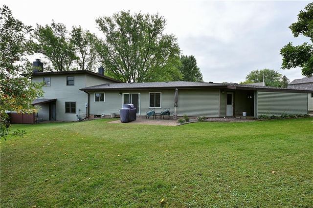 28 Pokegema Boulevard, Rice Lake, WI 54868