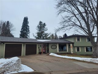 28 Pokegema Boulevard, Rice Lake, WI 54868