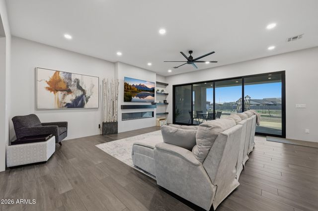 20207 W Whitton Court, Buckeye, AZ 85396