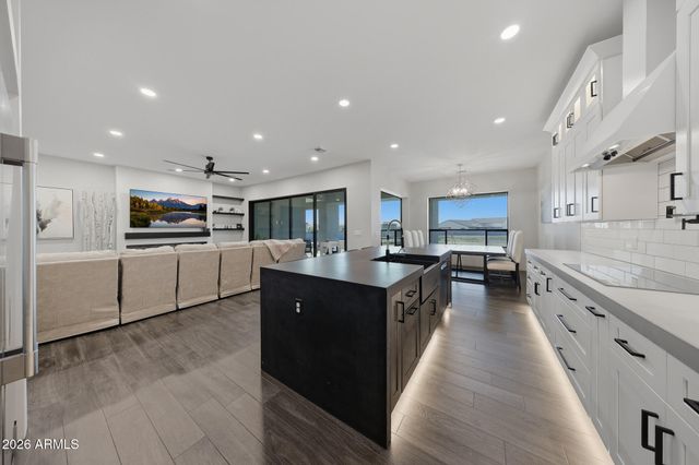 20207 W Whitton Court, Buckeye, AZ 85396