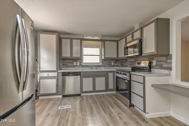 704 Church Hill Drive, Kingsport, TN 37660