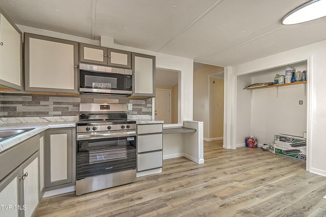 704 Church Hill Drive, Kingsport, TN 37660