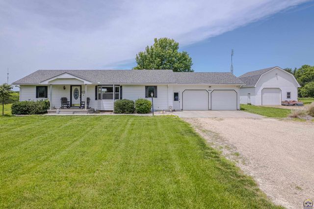 10727 SW Auburn RD, Wakarusa, KS 66546