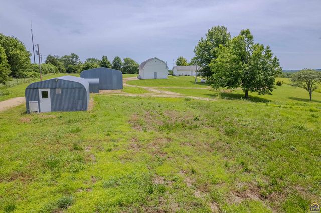 10727 SW Auburn RD, Wakarusa, KS 66546
