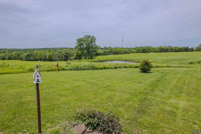 10727 SW Auburn RD, Wakarusa, KS 66546