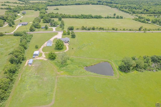 10727 SW Auburn RD, Wakarusa, KS 66546