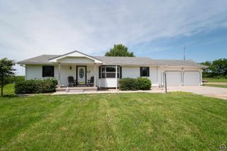 10727 SW Auburn RD, Wakarusa, KS 66546
