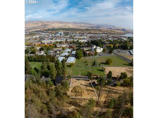 0 W 13th St, The Dalles, OR 97058