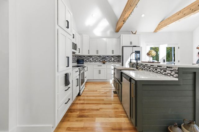 2074 Harris Creek Road, Stanford, KY 40484