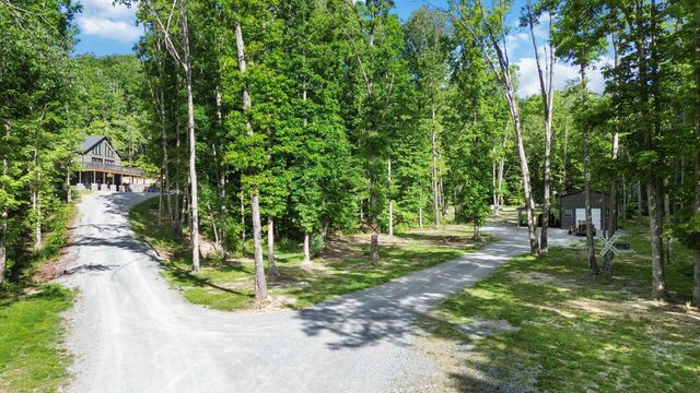 2074 Harris Creek Road, Stanford, KY 40484