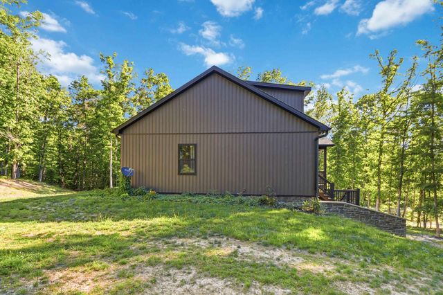 2074 Harris Creek Road, Stanford, KY 40484