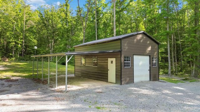 2074 Harris Creek Road, Stanford, KY 40484