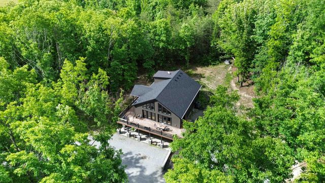2074 Harris Creek Road, Stanford, KY 40484