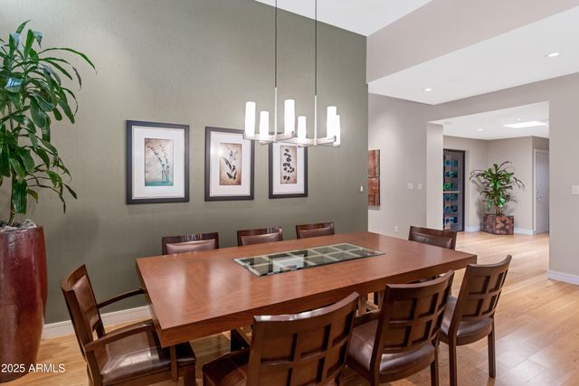 9829 N 49TH Place, Paradise Valley, AZ 85253