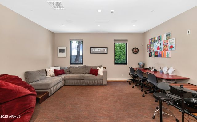 9829 N 49TH Place, Paradise Valley, AZ 85253