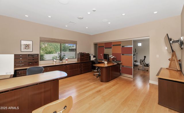 9829 N 49TH Place, Paradise Valley, AZ 85253