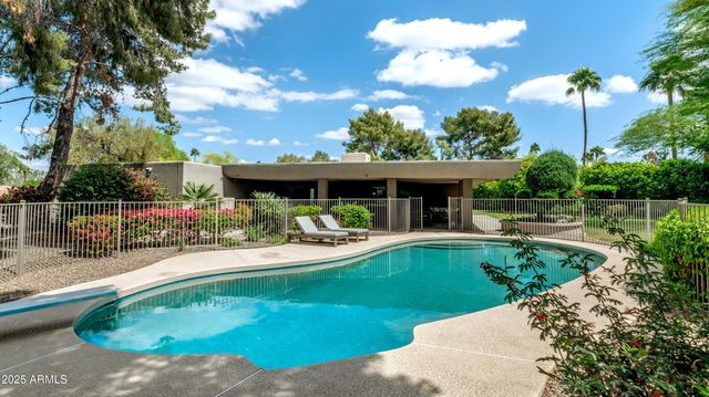 9829 N 49TH Place, Paradise Valley, AZ 85253