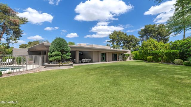 9829 N 49TH Place, Paradise Valley, AZ 85253