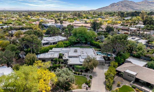 9829 N 49TH Place, Paradise Valley, AZ 85253