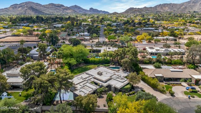 9829 N 49TH Place, Paradise Valley, AZ 85253