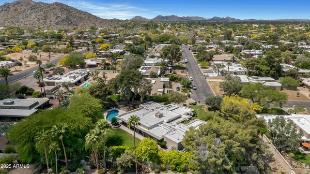 9829 N 49TH Place, Paradise Valley, AZ 85253