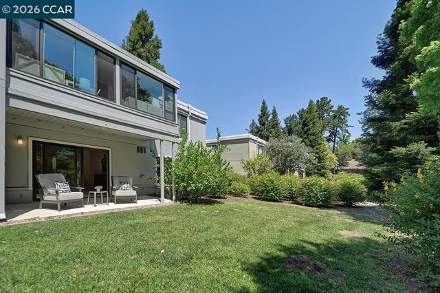 1417 Oakmont Dr 2, Walnut Creek, CA 94595