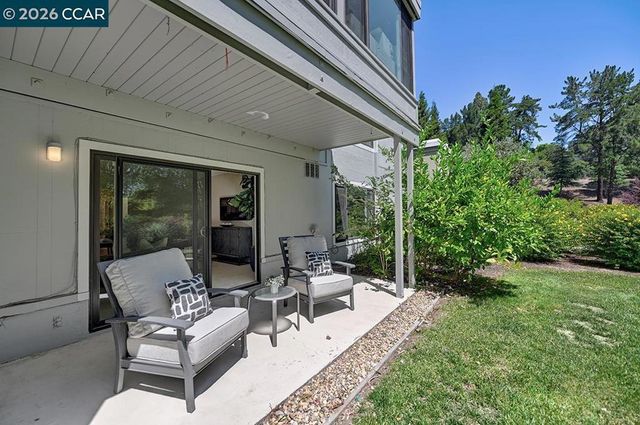 1417 Oakmont Dr 2, Walnut Creek, CA 94595