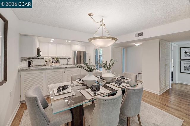 1417 Oakmont Dr 2, Walnut Creek, CA 94595