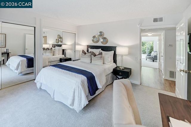 1417 Oakmont Dr 2, Walnut Creek, CA 94595