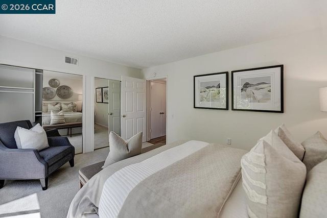 1417 Oakmont Dr 2, Walnut Creek, CA 94595