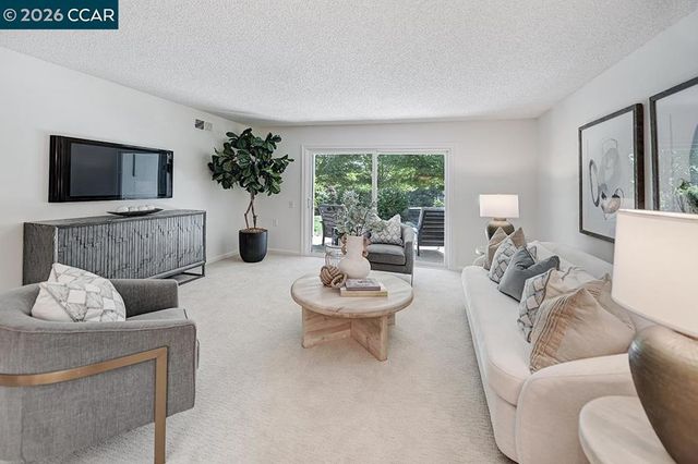 1417 Oakmont Dr 2, Walnut Creek, CA 94595