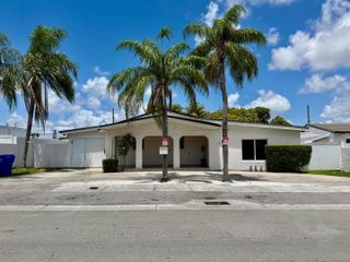 114 SW 57th Court, Miami, FL 33144