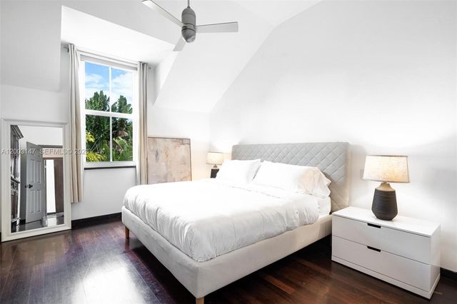 3021 Virginia St 11, Miami, FL 33133